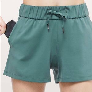 Lululemon on the fly shorts